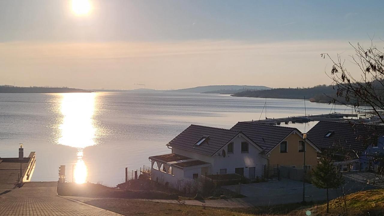Seehaus Pippa Mit Sauna And Whirlpool Direkt Am See Mucheln エクステリア 写真